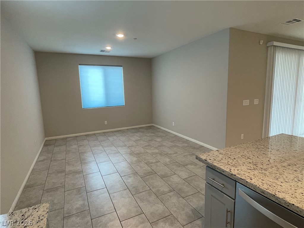 4041 Sweet Violet Court Property Photo 12