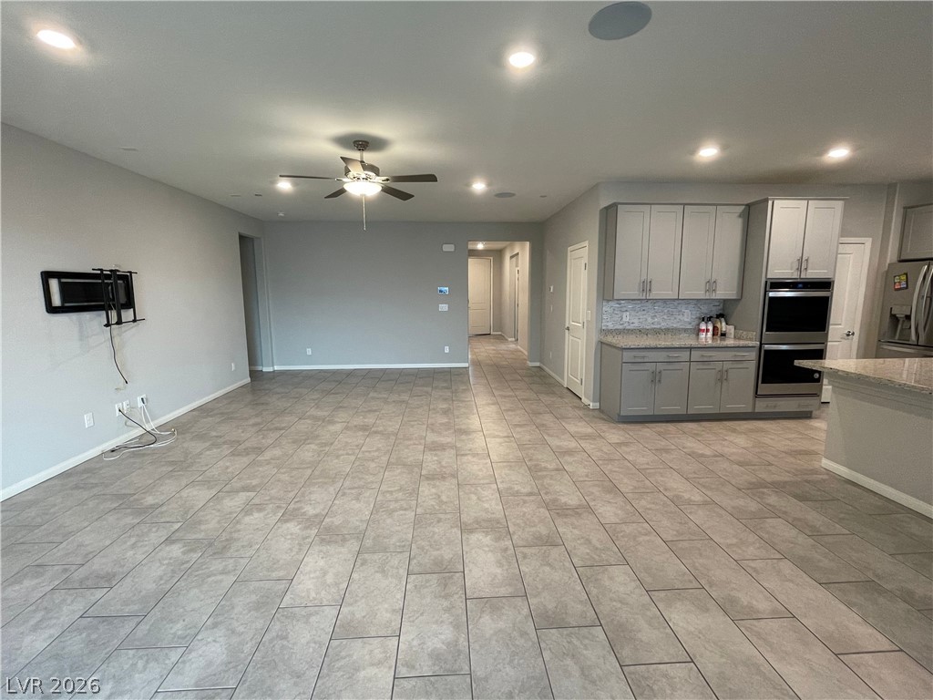 4041 Sweet Violet Court Property Photo 13
