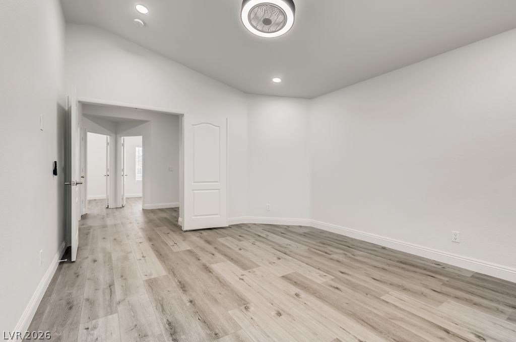 1601 Vespertina Court Property Photo 18