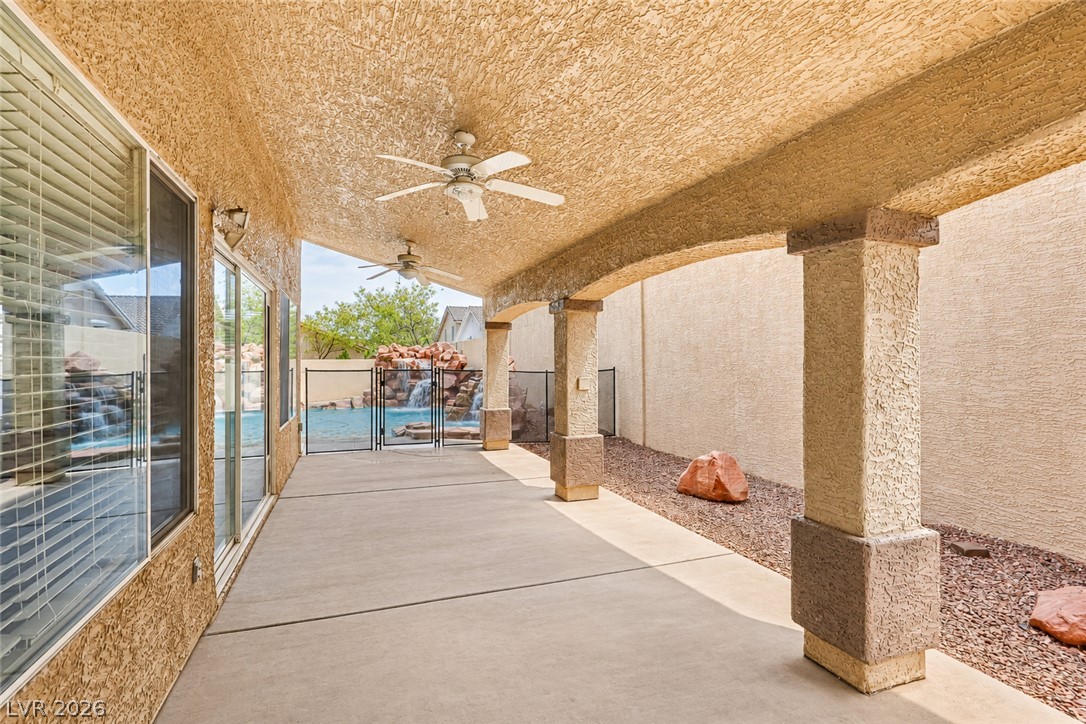 1601 Vespertina Court Property Photo 29
