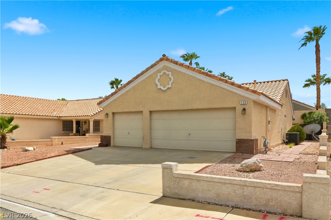 126 Grandview Drive Property Photo 1