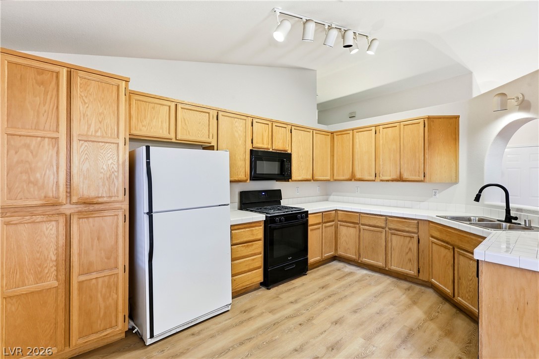 126 Grandview Drive Property Photo 9