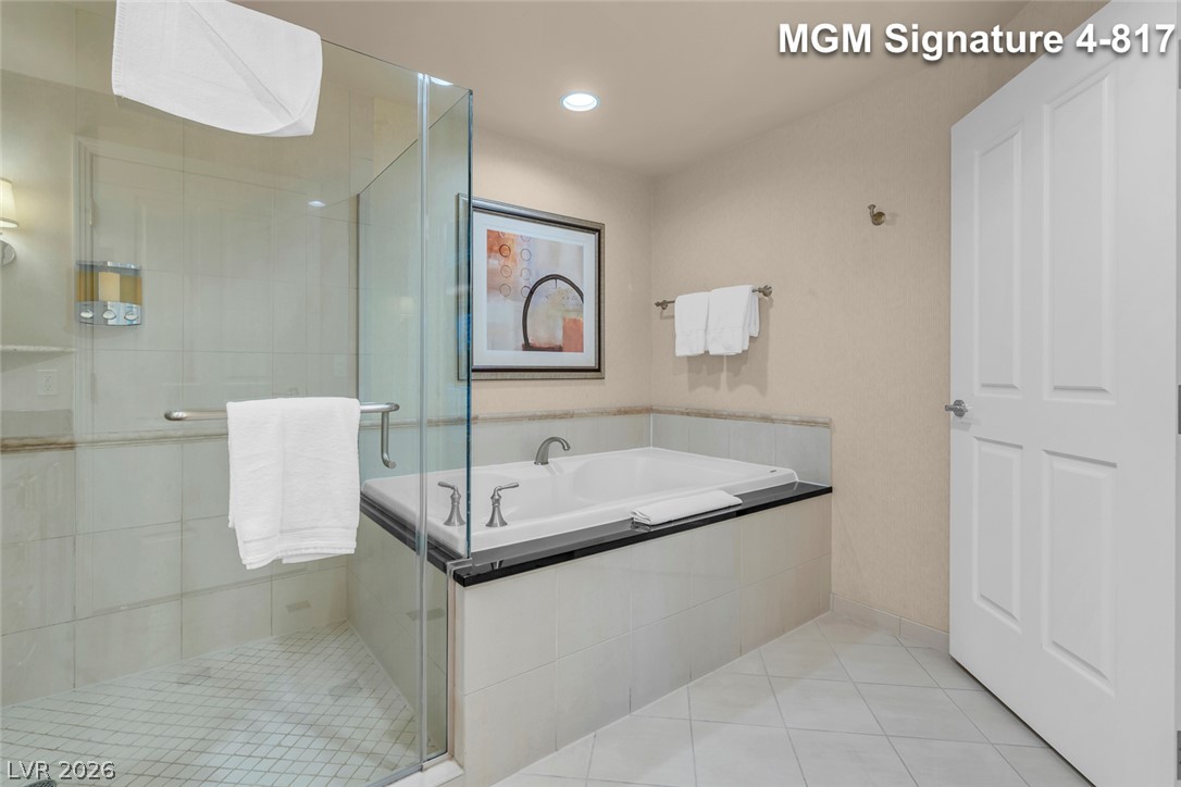 125 East Harmon Avenue 417 Property Photo 35