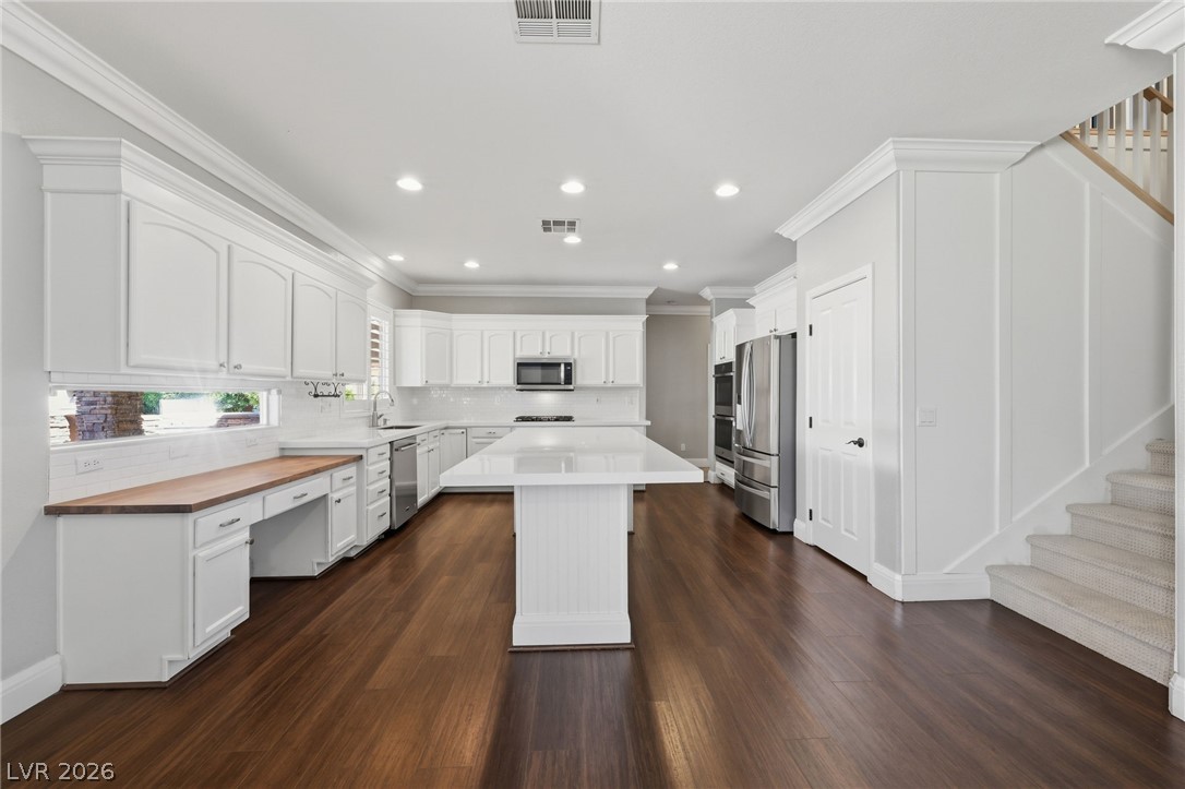 6926 Adobe Villa Avenue Property Photo 6