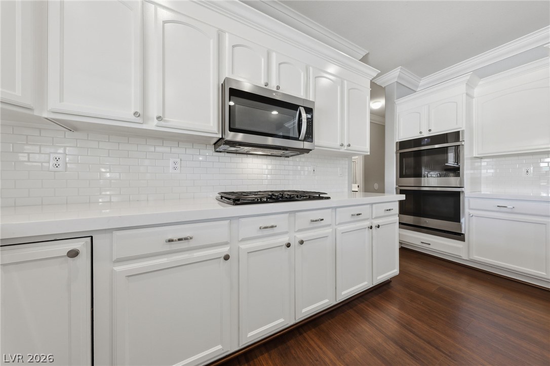6926 Adobe Villa Avenue Property Photo 8