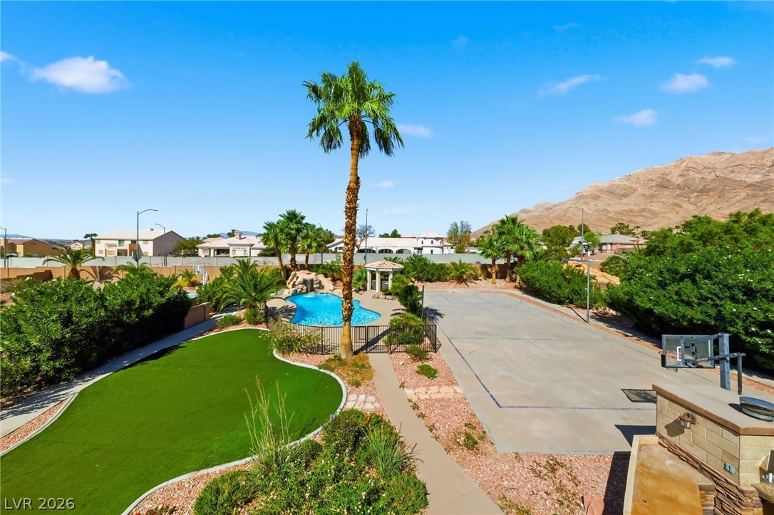 6926 Adobe Villa Avenue Property Photo 17