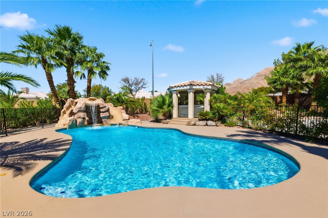 6926 Adobe Villa Avenue Property Photo 36