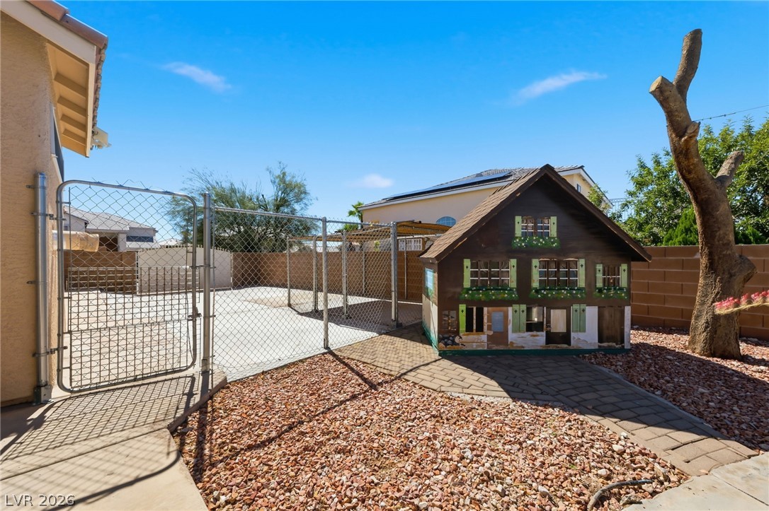 6926 Adobe Villa Avenue Property Photo 38