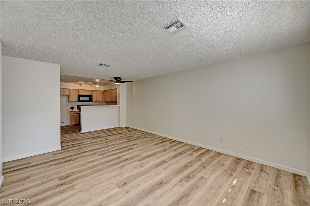 2040 Willowbury Drive C Property Photo 5