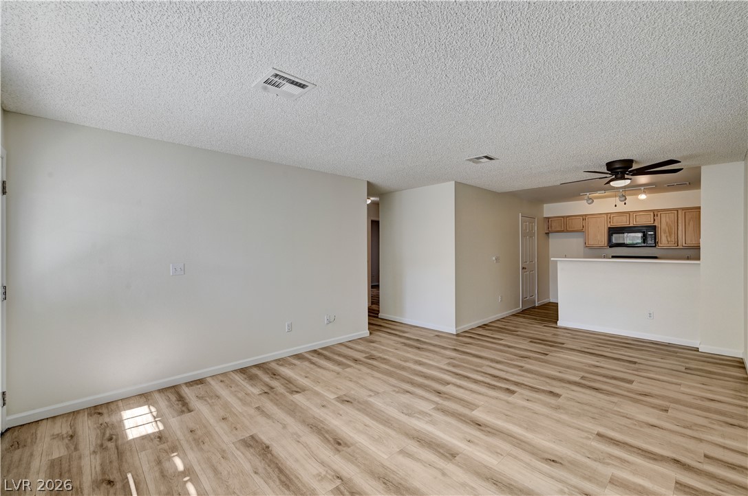 2040 Willowbury Drive C Property Photo 8