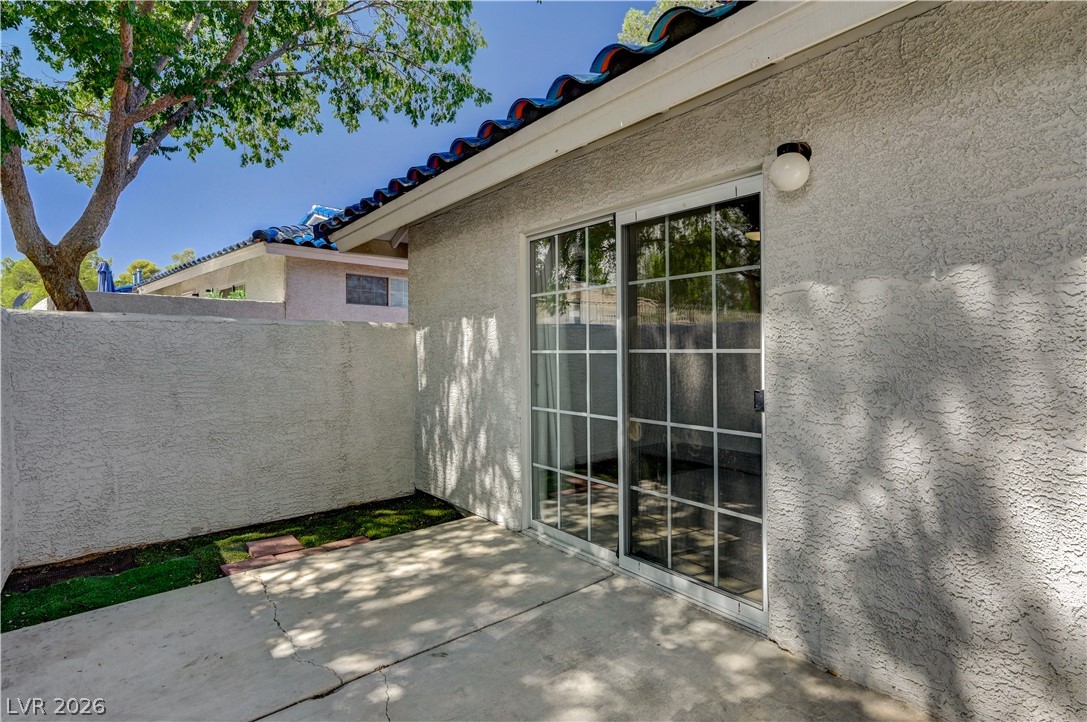 2040 Willowbury Drive C Property Photo 21