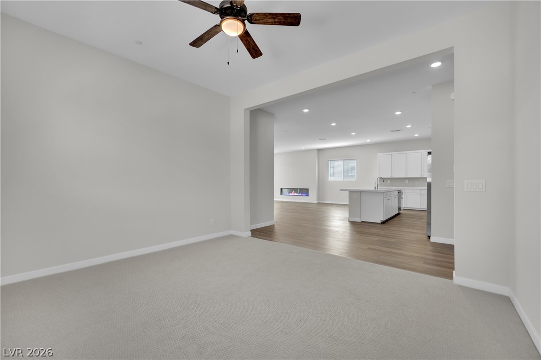 92 Ibiza Lake Drive Property Photo 12