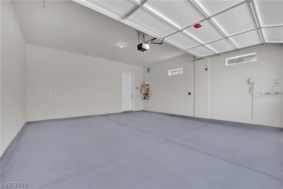 92 Ibiza Lake Drive Property Photo 36