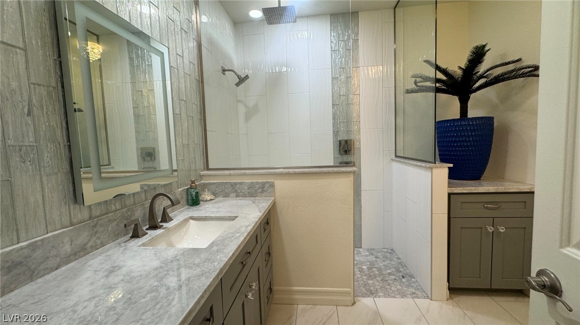 8304 Apple Glaze Avenue 203 Property Photo 2