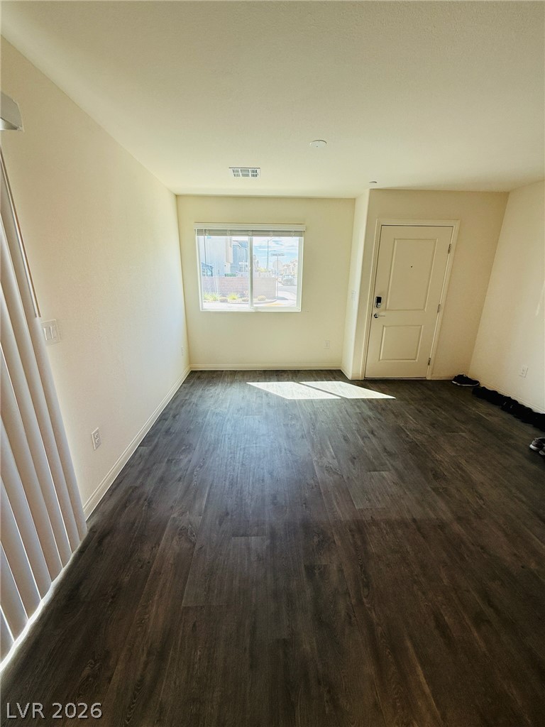 2742 Matador Red Avenue Property Photo 6