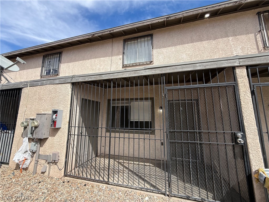 3500 Rio Robles Drive C Property Photo 1
