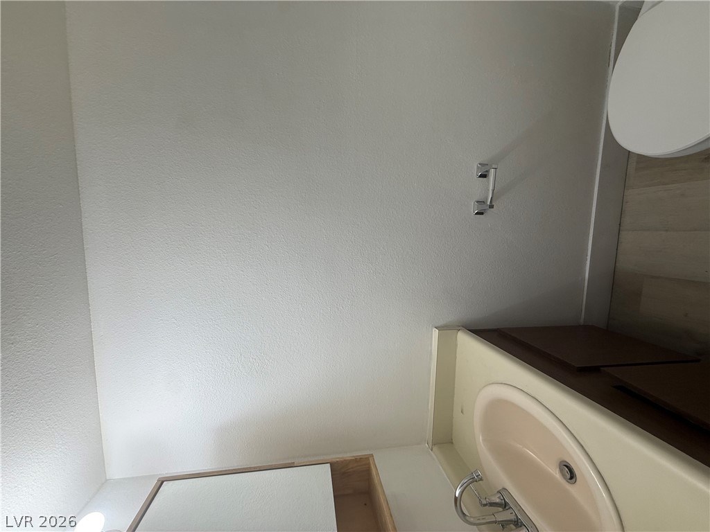 3500 Rio Robles Drive C Property Photo 7