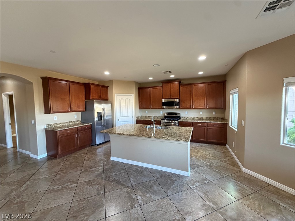 816 Applecross Avenue Property Photo 8