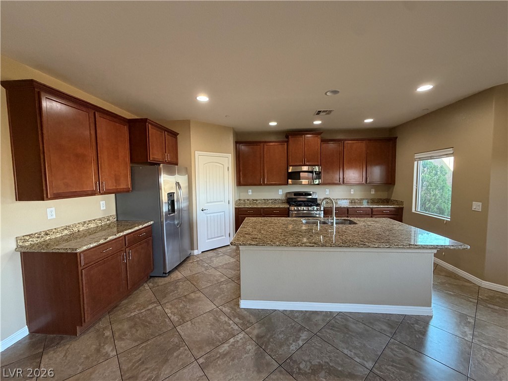816 Applecross Avenue Property Photo 16
