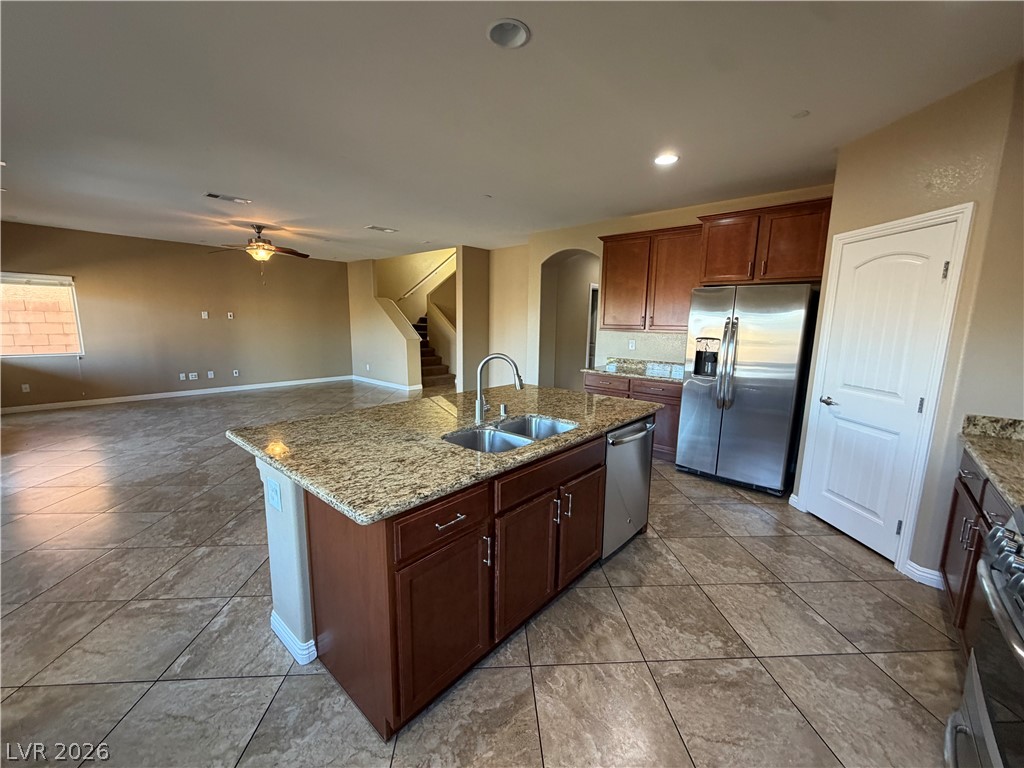 816 Applecross Avenue Property Photo 20
