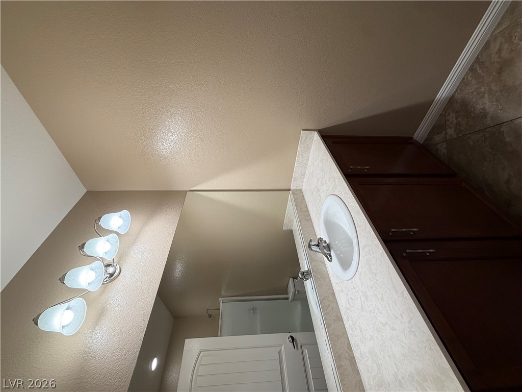 816 Applecross Avenue Property Photo 35
