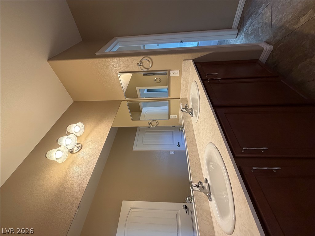 816 Applecross Avenue Property Photo 69