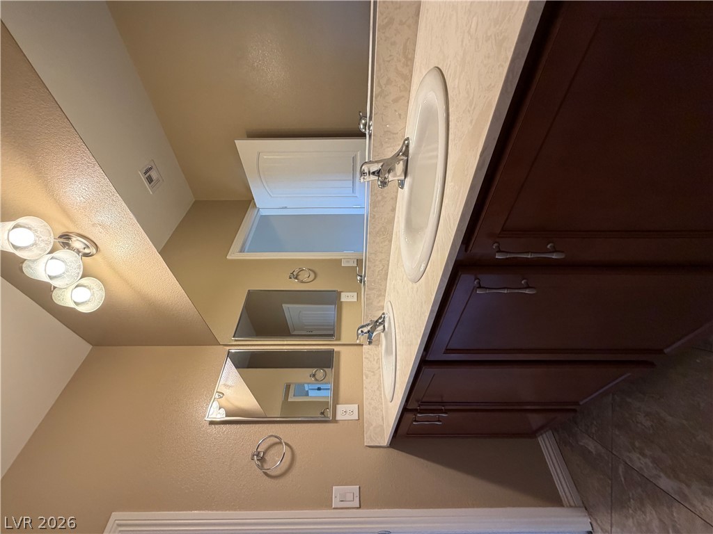 816 Applecross Avenue Property Photo 70