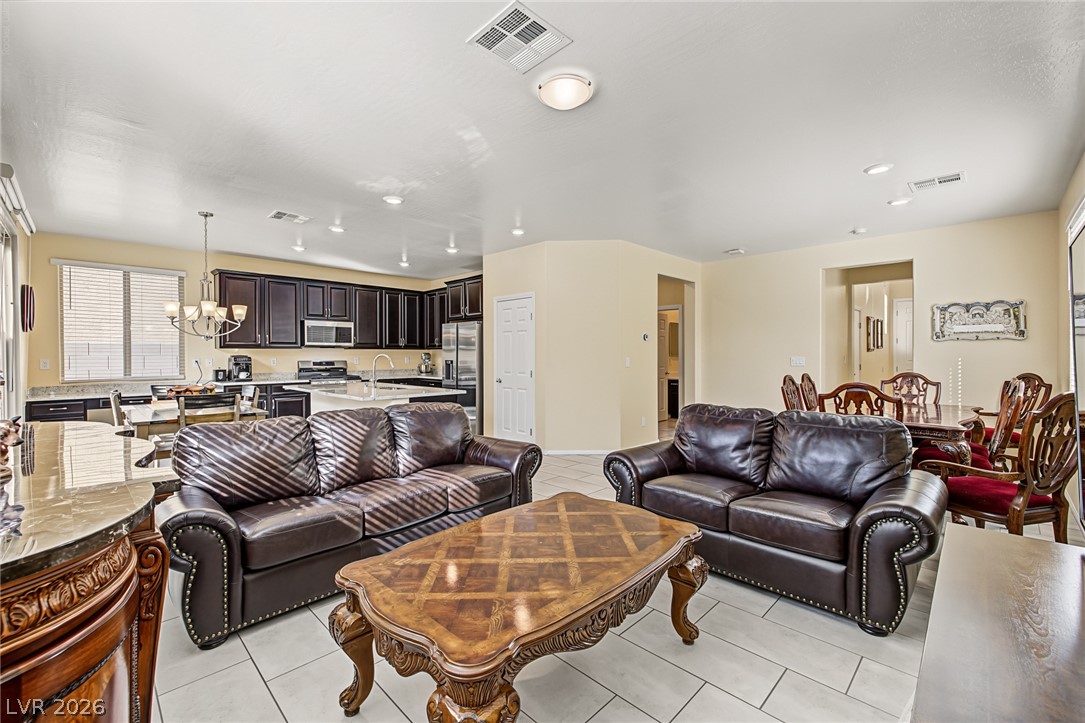3813 Birch River Street Property Photo 6