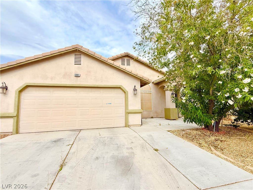 5081 North West Valero Court Property Photo 1