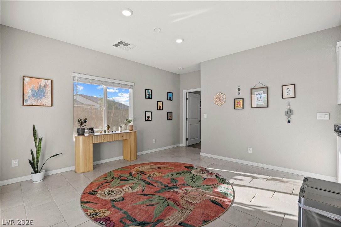 7437 Phoenix Falls Street Property Photo 40