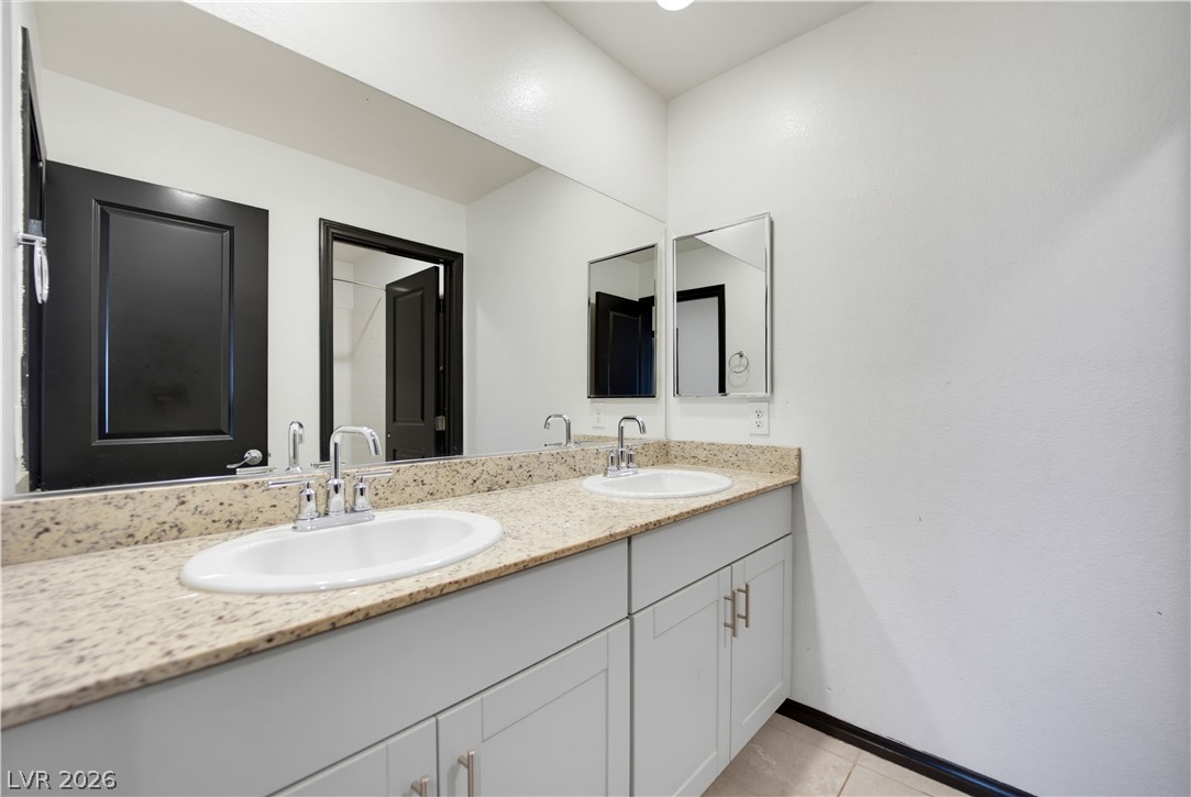 942 Twincrest Avenue Property Photo 24
