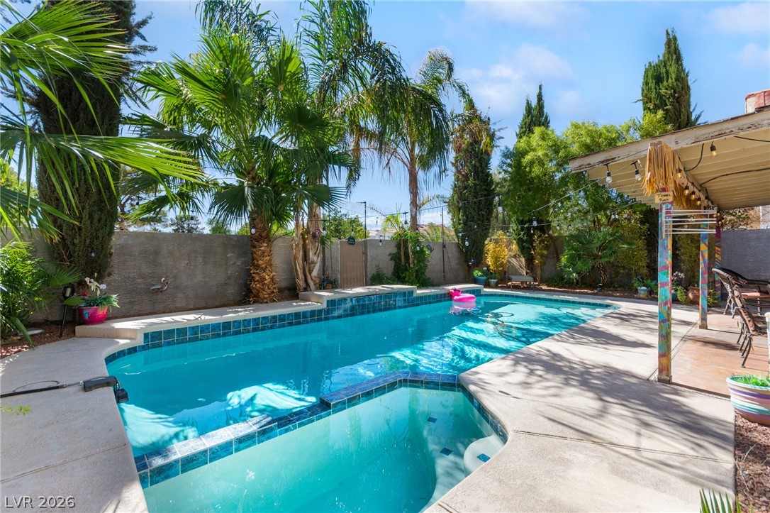 1731 Monte Alban Drive Property Photo 1