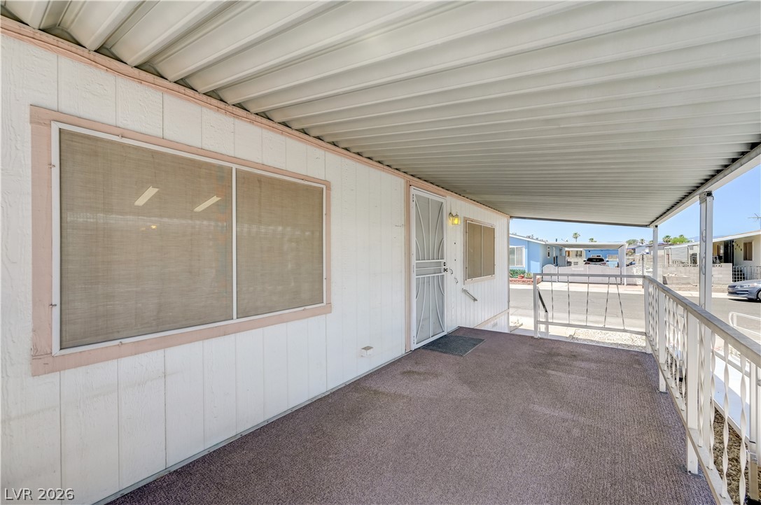3426 Gulf Shores Drive Property Photo 6