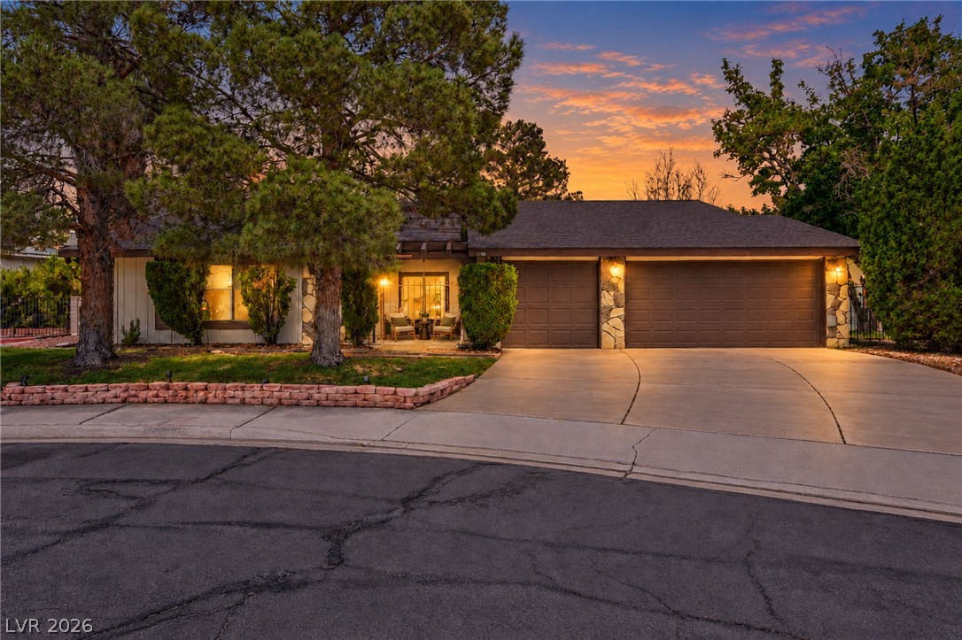 3188 Moonflower Drive Property Photo 1