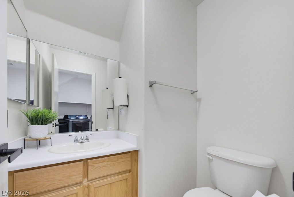 715 Peregrine Falcon Street Property Photo 22