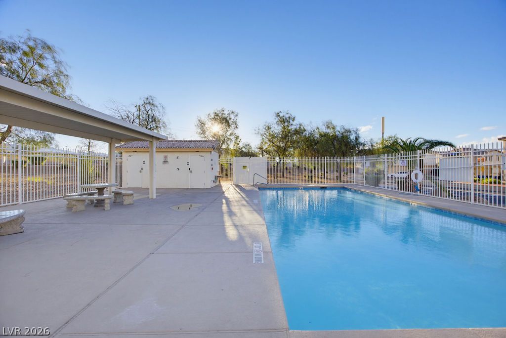 715 Peregrine Falcon Street Property Photo 45