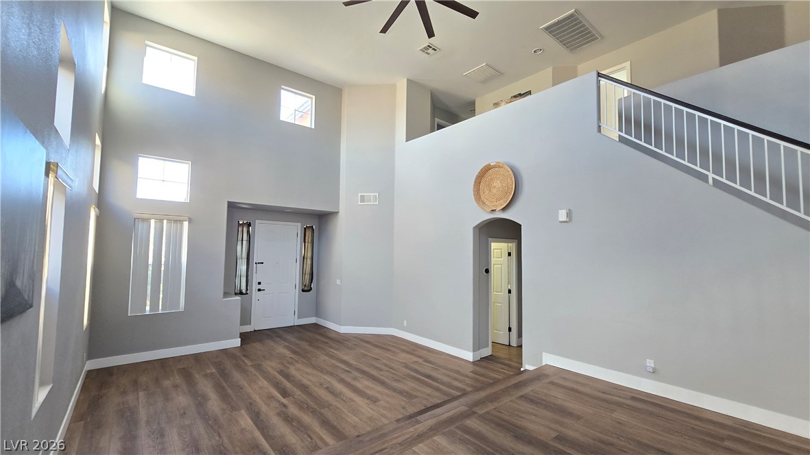 9860 Ridge Hill Avenue Property Photo 3