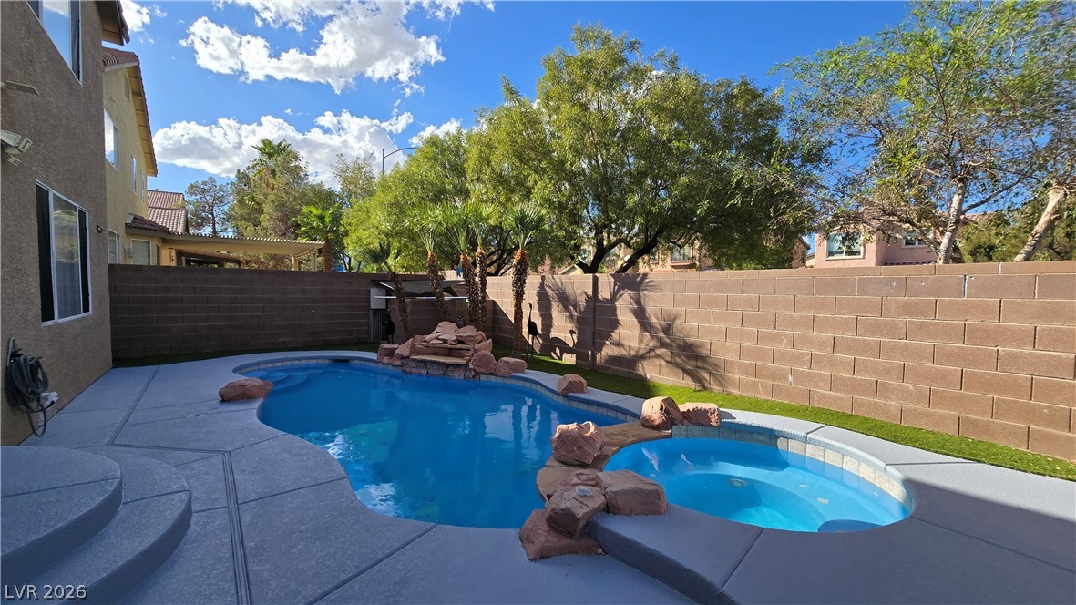 9860 Ridge Hill Avenue Property Photo 12