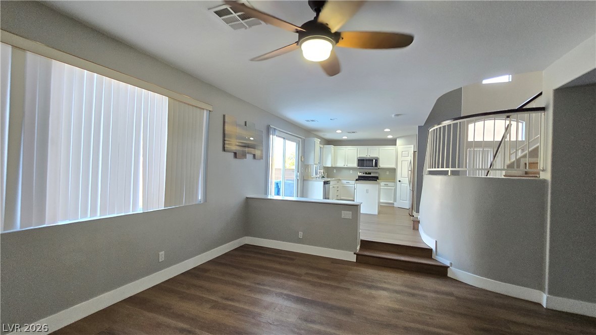 9860 Ridge Hill Avenue Property Photo 17