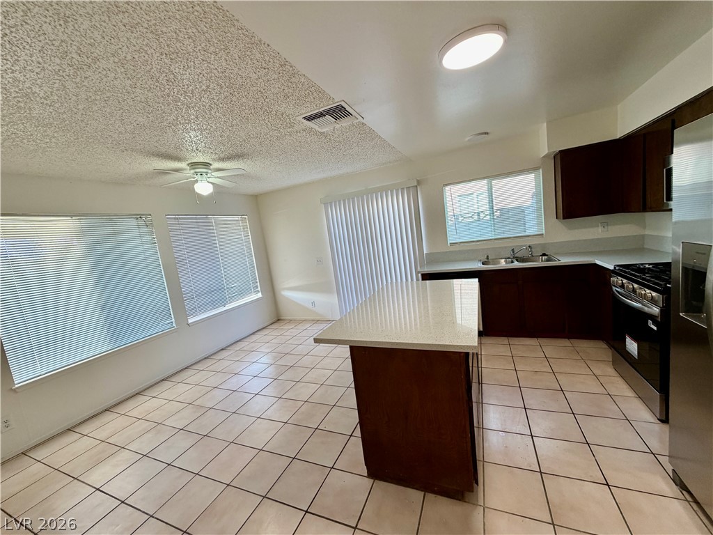 6361 Hummingbird Lane Property Photo 4