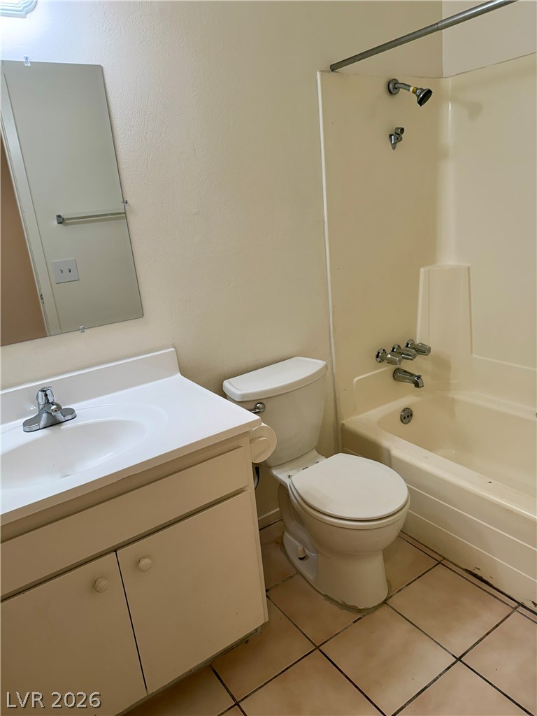 6361 Hummingbird Lane Property Photo 8