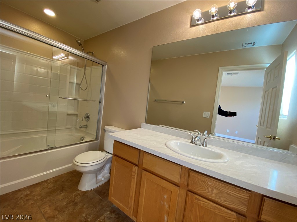 9212 Millikan Avenue Property Photo 9