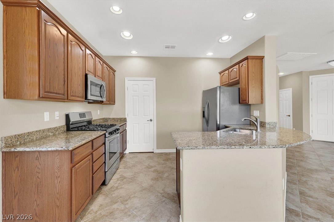 732 Rustic Desert Place Property Photo 6