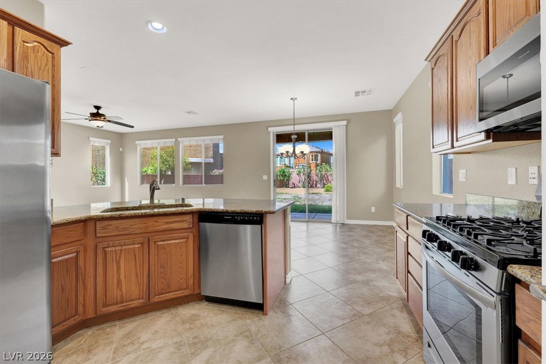 732 Rustic Desert Place Property Photo 7