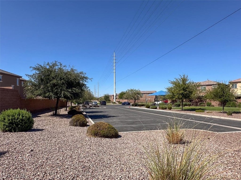 732 Rustic Desert Place Property Photo 29