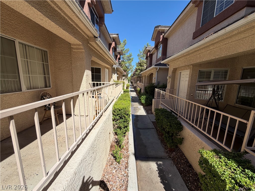 1108 Nevada Sky Street Property Photo 4