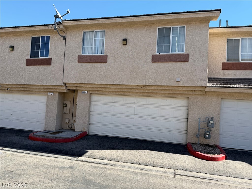 1108 Nevada Sky Street Property Photo 6