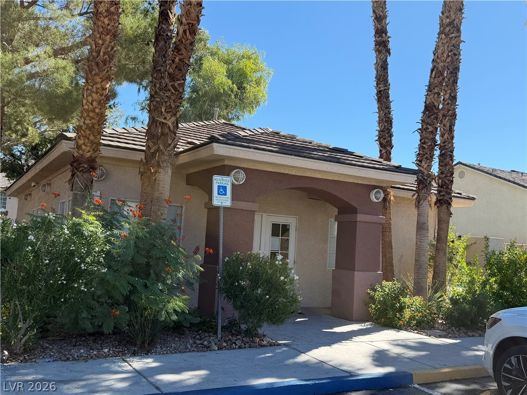 1108 Nevada Sky Street Property Photo 12