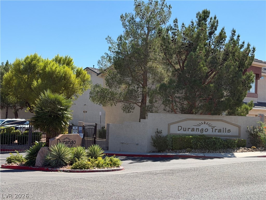 1108 Nevada Sky Street Property Photo 14