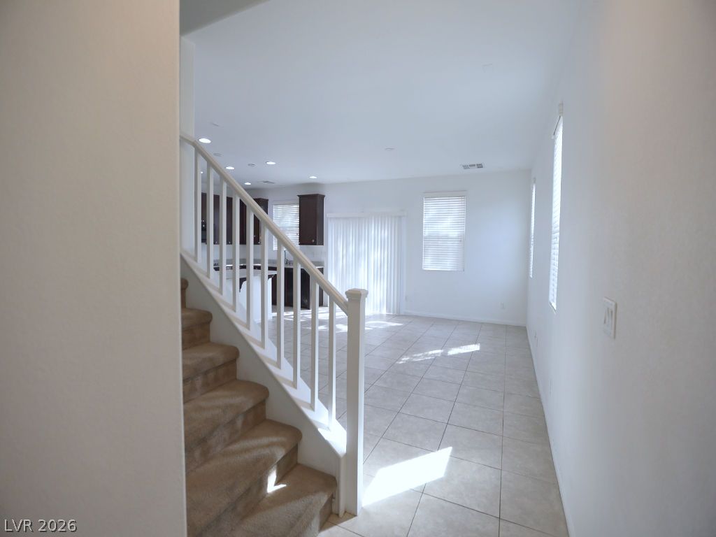 5662 Primrose Peak Court Property Photo 5